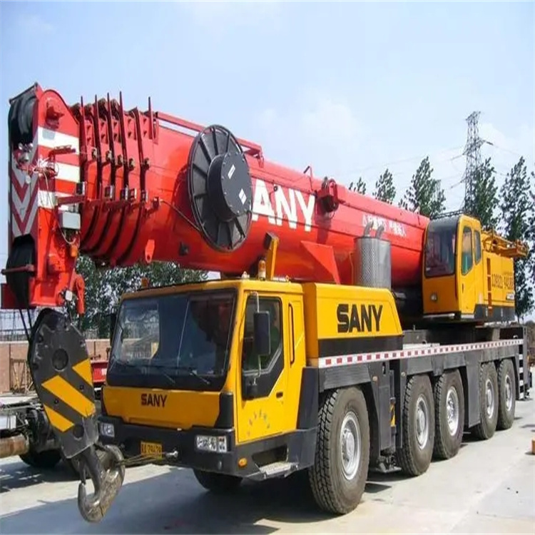 青岛即墨附近工地哪里有吊车出租|应急吊装服务|24小时灵活调度