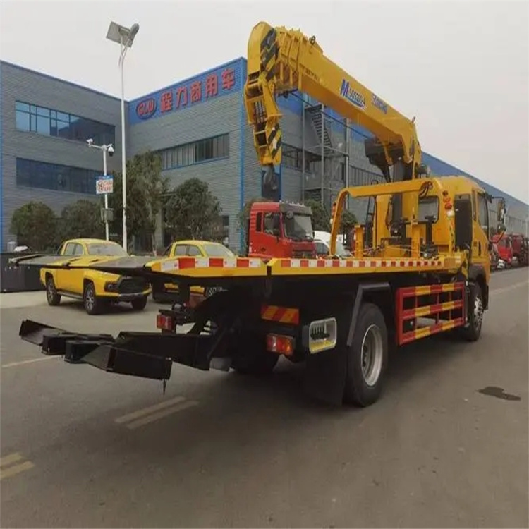 青岛即墨附近小随车吊出租电话，轻松解决搬运烦恼