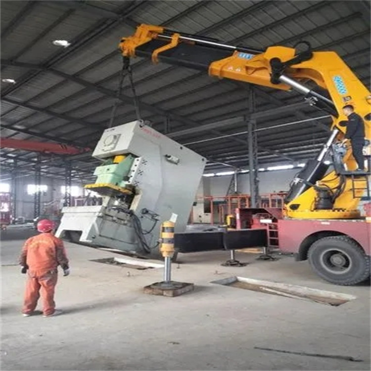 青岛即墨80吨折臂吊车出租附近电话