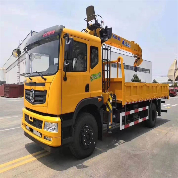 青岛即墨附近找一辆随车吊出租