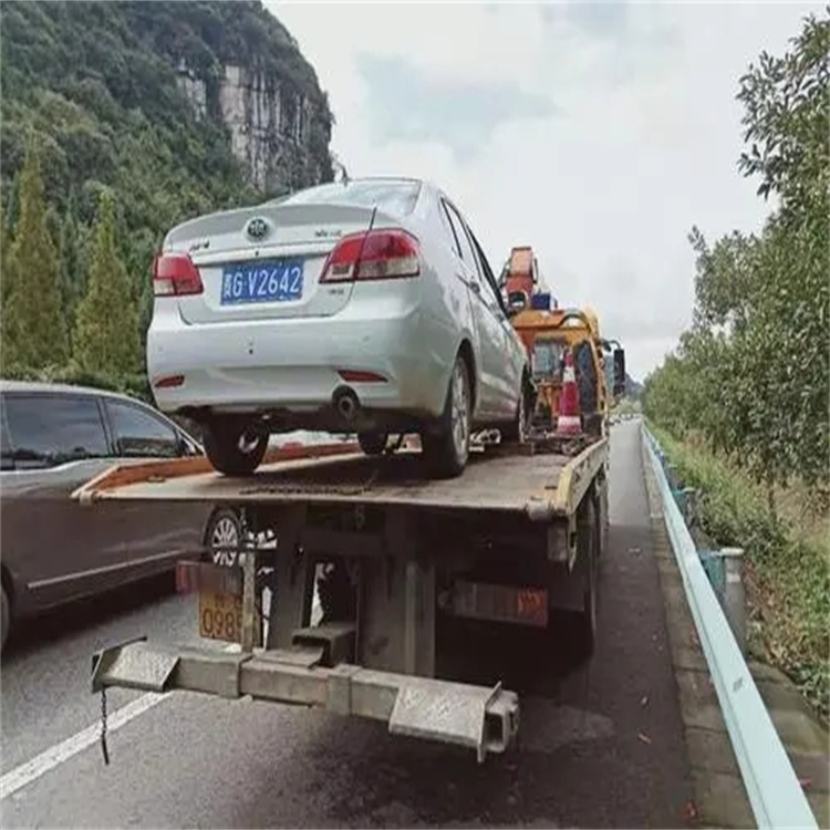 青岛即墨吊车吊小车正确部位